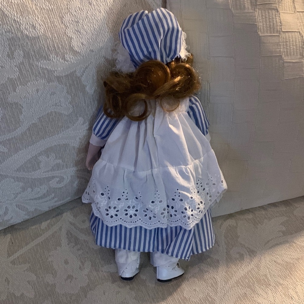 Porcelain Doll - Picture 3 of 3